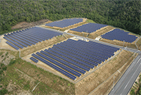 シャープ三原太陽光発電所（広島県三原市）
