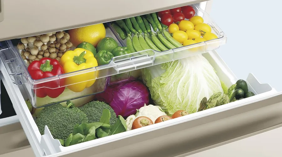 野菜室の深浅スライドケースを引き出したイメージ